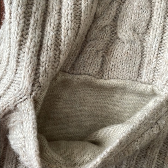 ABERCROMBIE & FITCH cable knit chunk women's oat Mock Neck Sweater SZ Small - Picture 11 of 14